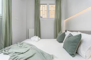 Penelope's Charming 2-BR Apt in Athens