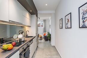 Penelope's Charming 2-BR Apt in Athens