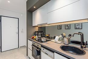 Penelope's Charming 2-BR Apt in Athens