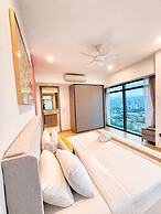 Eaton Residence by crystal