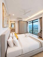 Eaton Residence by crystal
