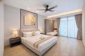 Eaton Residence by crystal