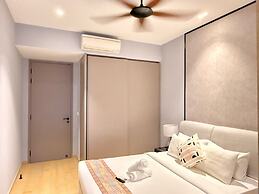 Eaton Residence by crystal