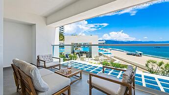 3BR with Private Pool on the Ocean
