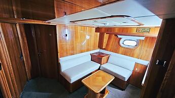 Riviera Leisure Yachts Dubai