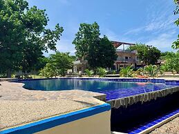 Shas Resort
