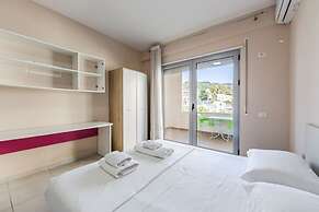 Lungomare Cozy Studio Beachfront in Vlor