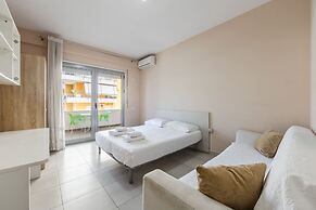 Lungomare Cozy Studio Beachfront in Vlor
