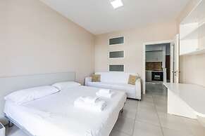 Lungomare Cozy Studio Beachfront in Vlor