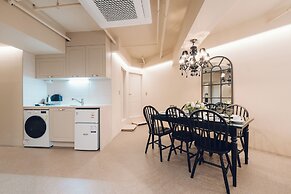 MONTHLIV Euljiro Hotel Stay