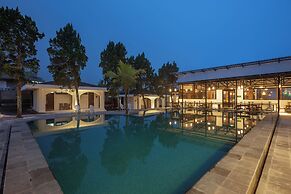 Casa De Lani Resort & Convention