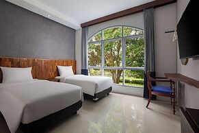 Casa De Lani Resort & Convention