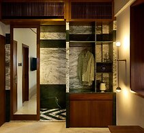 The Kin Hotel