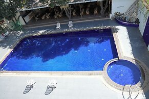Hotel Menaka Inn Dharwad