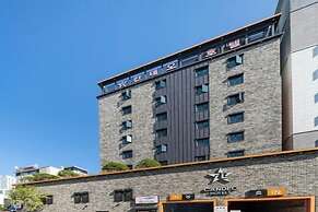 Candeo Hotel