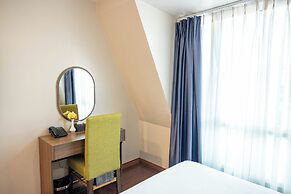 Sky Charm Hanoi Hotel and Spa