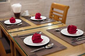 Sky Charm Hanoi Hotel and Spa