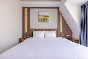 Sky Charm Hanoi Hotel and Spa
