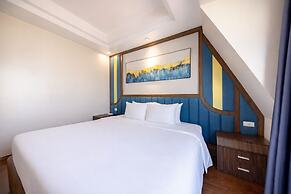 Sky Charm Hanoi Hotel and Spa