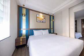 Sky Charm Hanoi Hotel and Spa