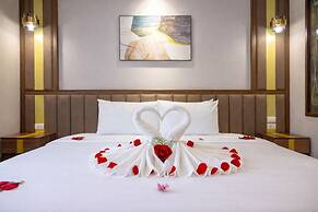 Sky Charm Hanoi Hotel and Spa