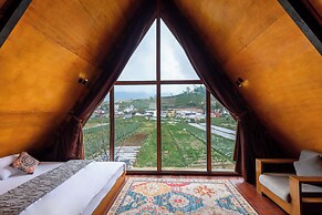 Linggayoni Cabin Dieng