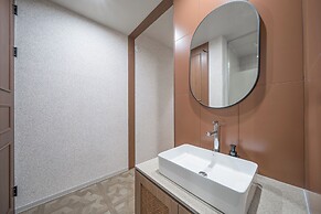 Giant Hotel