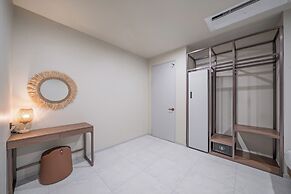 Giant Hotel