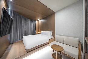 Giant Hotel