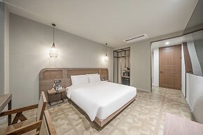 Giant Hotel