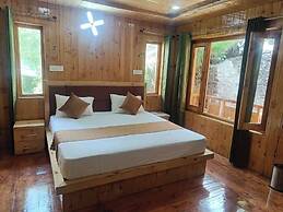 Harsil apple homestay