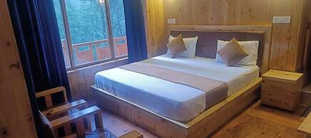 Harsil apple homestay