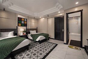 Old Town Hotel