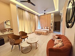 Hotel Q Green