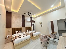 Hotel Q Green