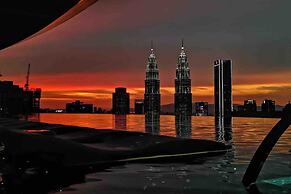 Eaton Residences KLCC SkyPool Sunset