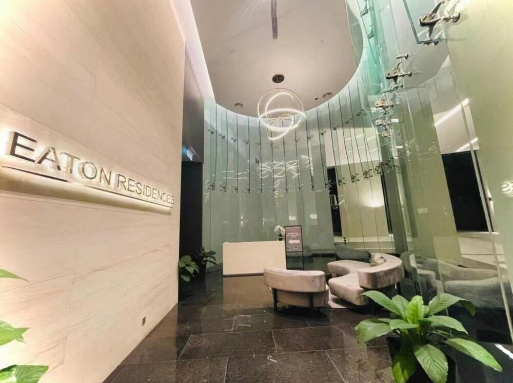Eaton Residences KLCC SkyPool Sunset