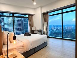 Eaton Residences KLCC SkyPool Sunset