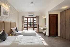 Amber Apartment 103 by Stayjade