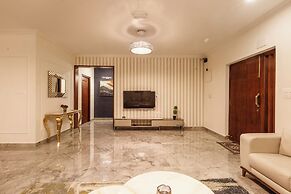Amber Apartment 103 by Stayjade