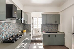 Emerald Apartments by Red Olive