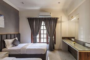 Emerald Apartments by Red Olive