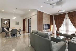 Emerald Apartments by Red Olive