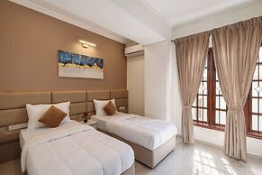 Emerald Apartments by Red Olive