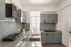 Emerald Apartments by Red Olive
