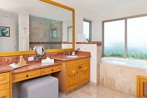 Beachside Escape at Riviera Nayarit w Pool