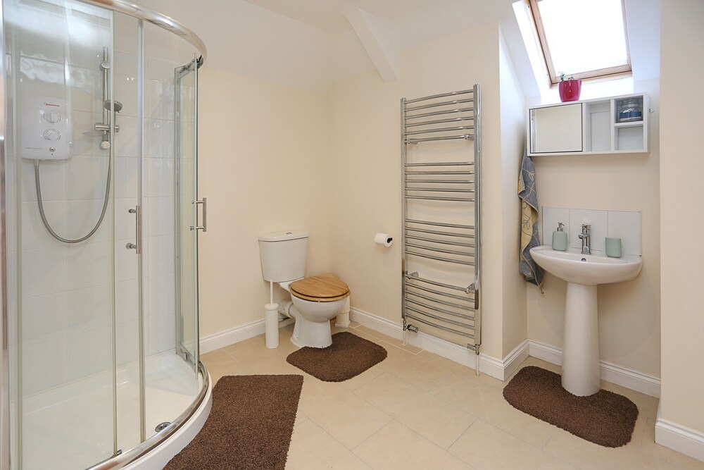 3Bed/2Bath Duplex Apartment - Pure Bliss Belfast