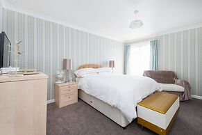 Amazing Beachside 2Bd Family Home With Garden