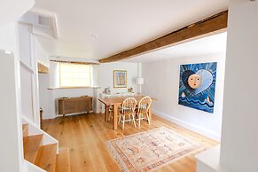 Beautiful 3Bd Thatched Stone Cottage Kettering