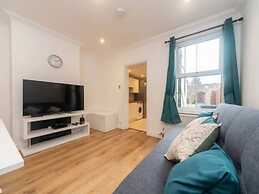 Charming Period Home Near Surbiton With Garden